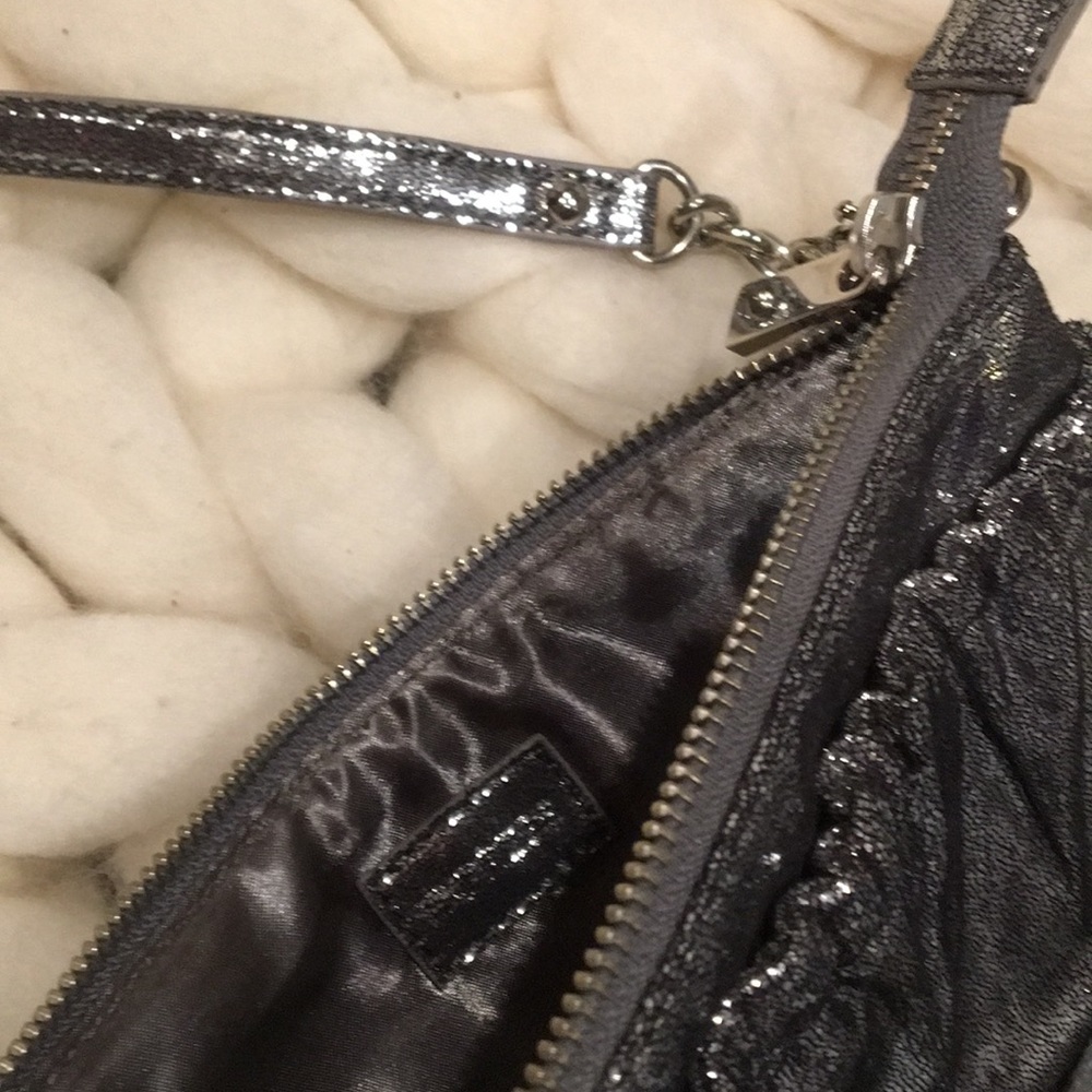 🌺Express Silver Handbag🌺 - Picture 6 of 6